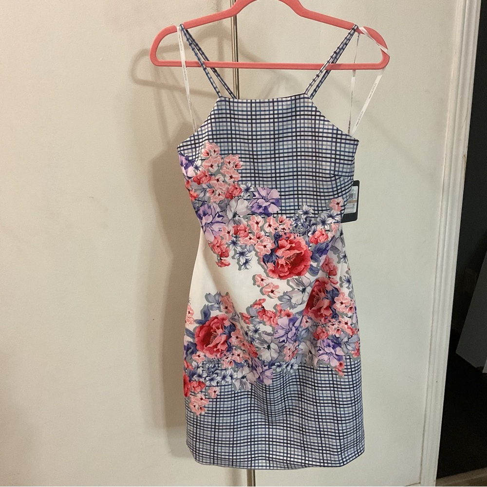Guess Floral Checkered Mini Dress Size 12 NWT - Picture 3 of 13